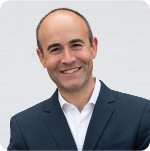 Noah Steinsapir, CHIEF LEGAL OFFICER
